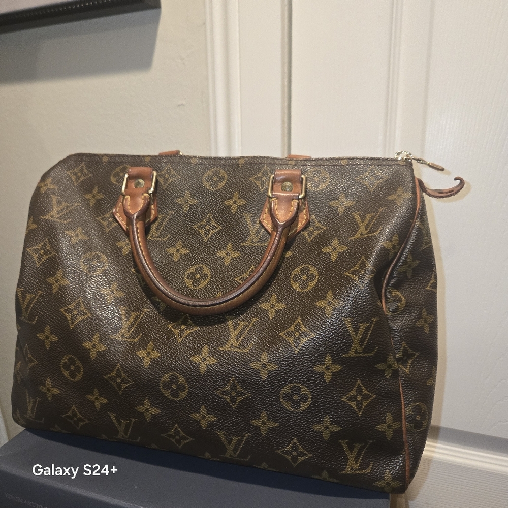 Louis Vuitton Speedy 30 - Picture 2 of 16
